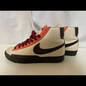 Nike Valentines Day Love Pack